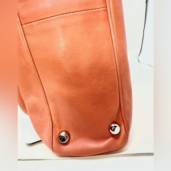 Marc Jacobs Peach Satchel Bag with suede interior - Picture 11 of 15